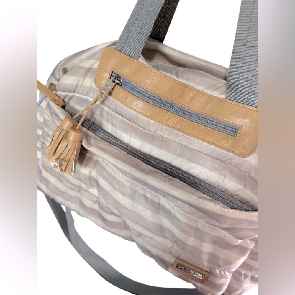 Skip Hop Riverside Ultra Light Diaper Satchel Bag - Picture 3 of 8